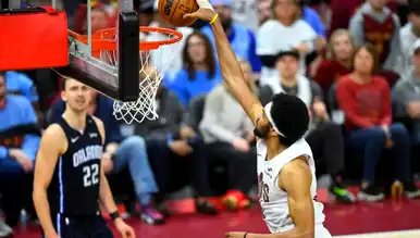 NBA'de Heyecanlı Gece: Cavaliers'in Seri Sonu!
