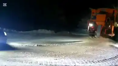 Elazığ'da Kar Kapanı: Mahsur Kalan Araçlar Kurtarıldı