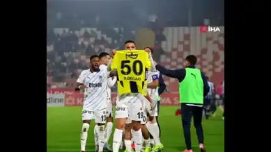 Fenerbahçe, Adana Demirspor'u 4-0'la Geçti!