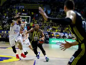 Fenerbahçe, Efes'i Devirecek Gücü Buldu!