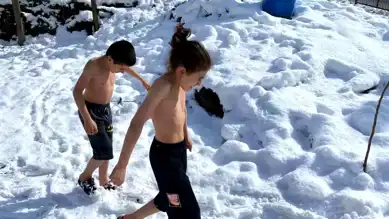 Artvin'de Kar Üzerinde Güreş Antrenmanı!