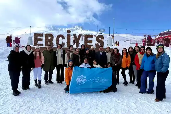 ALKÜ Öğrenci Zirvesi Kayseri'de Gerçekleştirildi