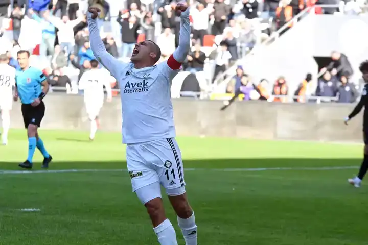 Altay, Beykoz'u 2-0 Yendi!
