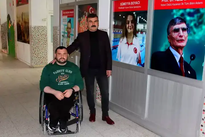 Cam Kemikli Memur Rıdvan Ünal'ın İlham Veren Hikayesi