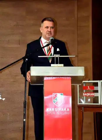 Karşıyaka'da Başkanlık Yarışı! Aday Bolluğu Yaşanıyor