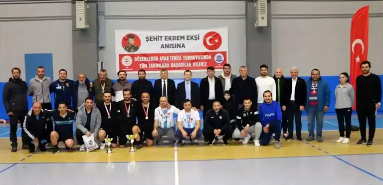 Of'ta Şehit Ekrem Ekşi Ayak Tenisi Turnuvası Sonuçlandı